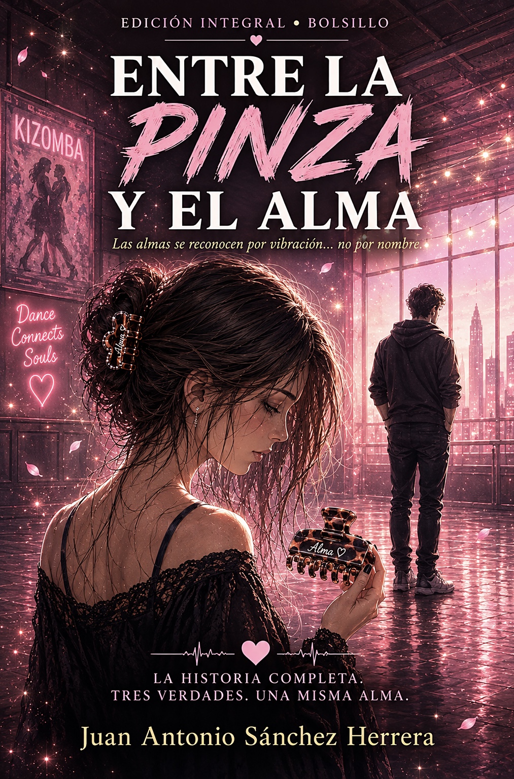 Portada original de Entre la pinza y el alma, edición integral de bolsillo: una mujer sostiene una pinza de pelo y un hombre está junto a una ventana